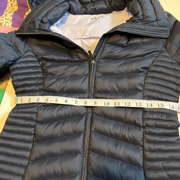 DKNY Women's Dark blue Puffer Coat, size S, great condition. - Picture 5 of 12